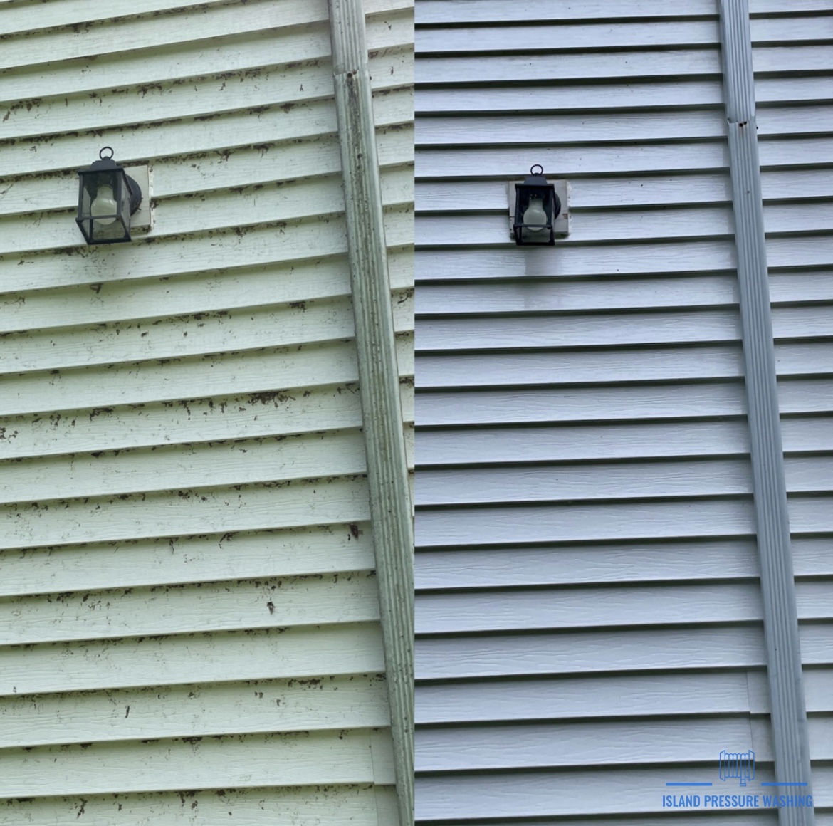 Before and after of a vinyl siding wash in PEI